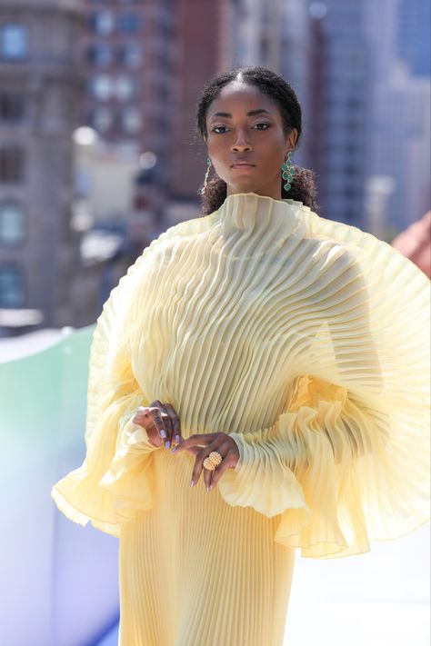 #dress #couture #pleated #nyc #nyfw #newyorkfashion #style #styleinspiration #inspiration #outfitoftheday #lookoftheday #styleoftheday Pleated Fabric Outfits, New York Fashion Week Runway, Plisse Dress, Cottage Core Dress, Dress Couture, African Fashion Modern, Elegant Dresses Classy, Ribbon Belt, Color Crush