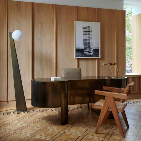 This workspace for a family business in Amsterdam has been filled with sculptural furniture and artworks, resulting in an office that has the "calm ambience of an art gallery." Wooden Paneling, Hunter Journal, Sculptural Furniture, Home Office Inspiration, Family Office, Oak Panels, Pierre Jeanneret, Workspace Design, Table Lamp Design