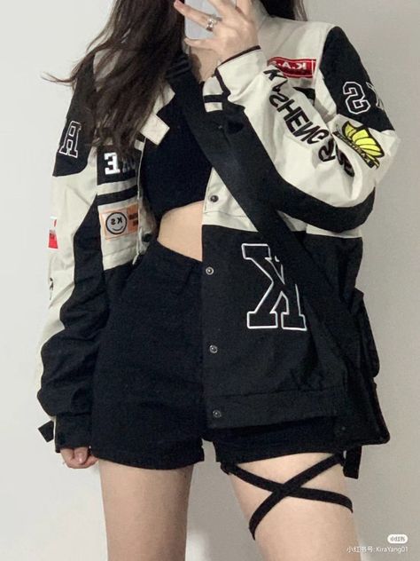 Ootd Boyish, Mha Outfits, 2000 Style, Korean Casual Outfits, Cute Dress Outfits, Tomboy Outfits, Tomboy Style Outfits, Easy Trendy Outfits, Tomboy Fashion