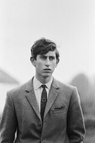 Prince Charles. 1968. Perfect sartorial proportions. Royal Family Portrait, Prinz Charles, Prince Charles And Camilla, Charles And Diana, Young Prince, Royal Outfits, British Monarchy, Got To Be, Duchess Of Cornwall