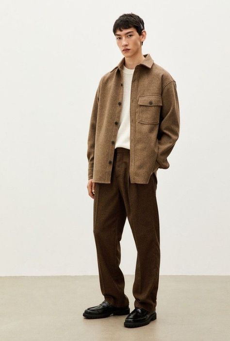 Earth Tone Men Outfit, Earth Tone Outfits Men, Dr Martens Men Outfit, Earth Tones Outfit, Man Fashion Style, Earth Tone Outfits, Fall Fashion Outfit Ideas, Brown Pants Outfit, Corduroy Pants Outfit