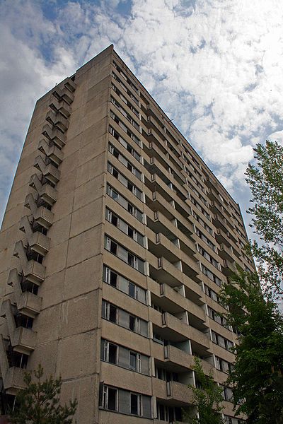 Pripyat, maybe an apartment block? Apartment Block, Minimalist Apartment, Game Environment, Chernobyl, A Level Art, Eastern Europe, Apartment Building, Urban Landscape, Landscape Art