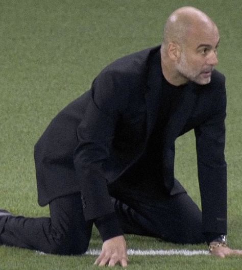 Pep Guardiola Meme, Football Reaction Pic, Fifa Funny, Football Website, Football Template, Ruben Dias, Football Drawing, Whatsapp Stickers, Website Photos