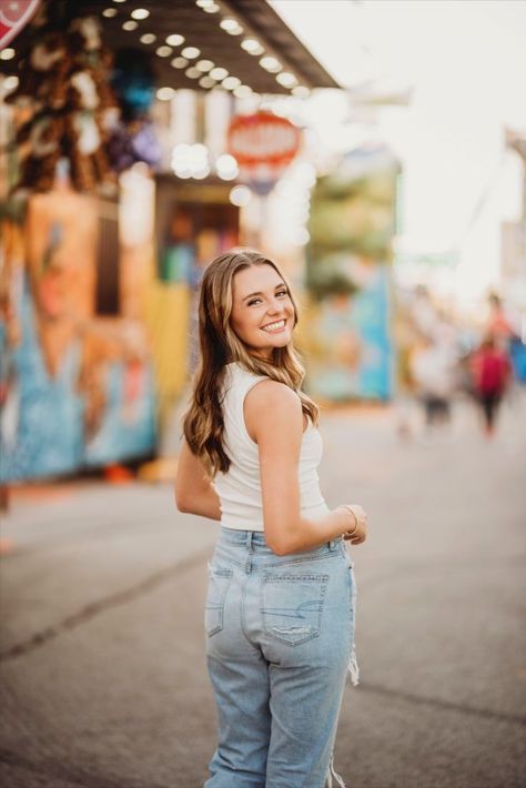 Fair Photoshoot, Alton Illinois, Fair Pictures, Carnival Photography, Fair Photography, Country Fair, Senior Photoshoot, Graduation Pictures, State Fair