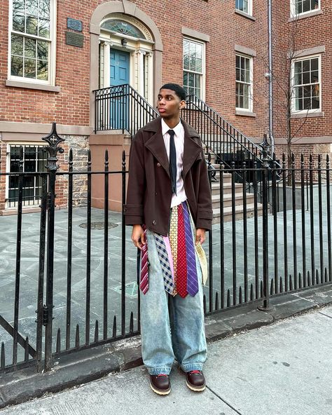 tie the loose ends 👔 #streetstyle #outfitinspo #ties #nycfashion #streetwear Outfit Inspo Men, Formal Streetwear, Fashion Baggy, Trendy Boy Outfits, Famous Outfits, Fits Aesthetic, Men Street Fashion, Casual Outfit Inspiration, Thrifted Outfits