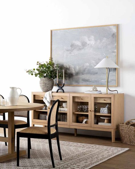 Sideboard Decor Ideas, How To Decorate A Sideboard, Sideboard Styles, Dining Room Console, Dining Sideboard, Sideboard Decor, Buffet Decor, Dining Room Sideboard, Console Table Decorating