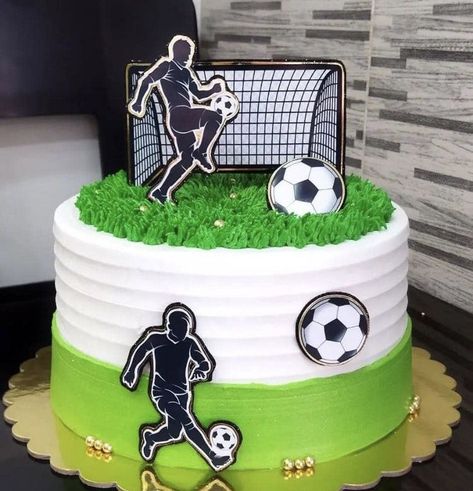 Football Theme Cake Ideas, Soccer Cake Design, Soccer Theme Cake Ideas, Cake Designs Football, Simple Football Cake Design, Football Cakes For Boys Birthdays, Football Cake Topper Printable, Birthday Cake Football Theme, Sports Cake Ideas