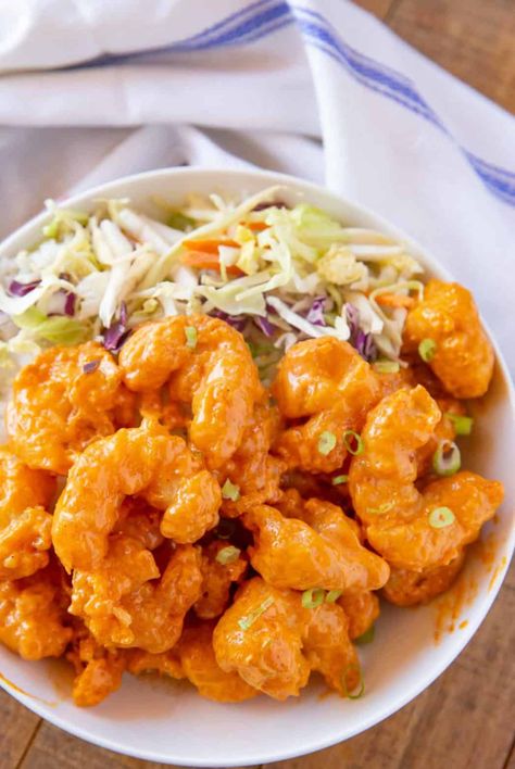 Dynamite Shrimp made with battered fried shrimp coated in a spicy mayo sauce is the PERFECT recipe to serve as an appetizer or the main course! #shrimp #bangbangshrimp #chinesefood #takeout #friedshrimp #japanese #appetizer #sidedish #spicy #dinnerthendessert Dynamite Shrimp Tacos, Dynamite Shrimp Recipe, Japanese Appetizer, Shrimp Batter, Dynamite Shrimp, Chinese Shrimp, Sriracha Shrimp, Shrimp Salad Recipe, Prawns Recipe