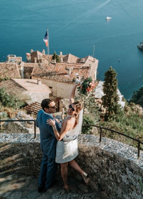 This medieval chateau along the French Riviera is one of the most romantic wedding venues on the Côte d'Azur. The 400-year-old chateau has everything you need for a dazzling elopement in France. It has a gourmet restaurant, terrace for wedding ceremonies, and tastefully decorated rooms for your whole stay in France. Restaurant Terrace, French Riviera Wedding, Wedding In France, Gourmet Restaurant, Romantic Wedding Venue, Places To Elope, Romantic Country, Restaurant Wedding, The French Riviera