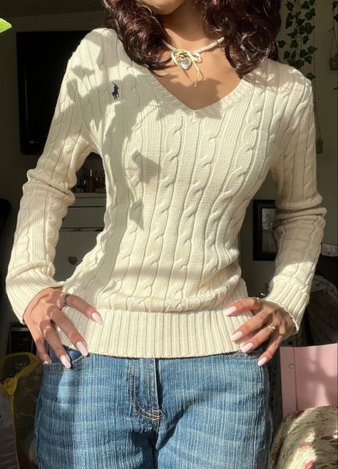 Simple Classy Outfits For Women, Fancy Ish Outfits, Effortless Chic Aesthetic, Collar Outfits For Women, Warmcore Outfits, New Preppy Outfits, Clothes For Brunettes, Basics You Need, Fashion Inspo Outfits 2024 Spring