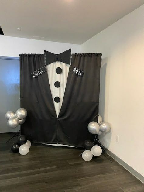 Black And White Party Decorations, 50th Birthday Party Ideas For Men, Tulle Backdrop, Best Baby Cribs, White Party Decorations, Graduation Party Centerpieces, Silver Christmas Decorations, Bicycle Decor, 21st Birthday Decorations