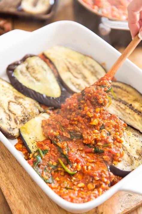 Musaka Recipe Vegetarian, Mousaka Recipe Vegetarian, Musaka Recipe Eggplant, Moussaka Recipe Vegetarian, Vegetarian Moussaka Recipe, Veg Bake, Veggie Moussaka, Vegetable Moussaka, Vegetarian Moussaka