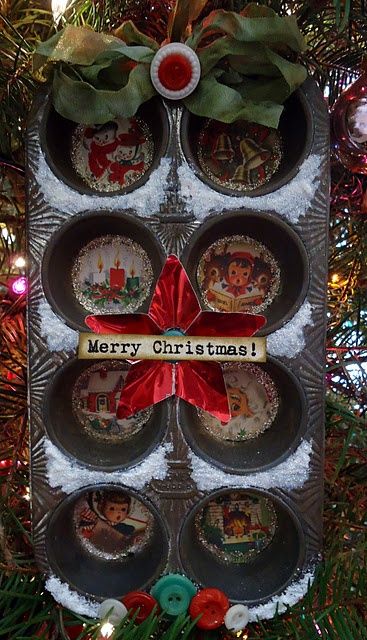 Julie Campbell's Christmas Muffin Tin...comes with instructions. Super cute! Muffin Tin Crafts, Christmas Muffins, Tin Ideas, Vintage Christmas Crafts, Christmas Shadow Boxes, Altered Tins, Old Christmas, Old Fashioned Christmas, Muffin Tins