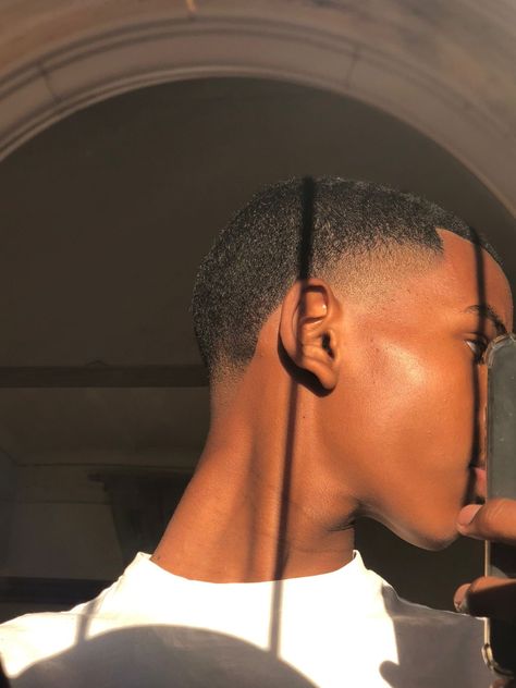 Clear Skin Men, Taper Fade Curly Hair, Face Pic, Natural Hair Men, 2024 Manifestation, Black Hair Cuts, Skin Aesthetics, Black Men Haircuts, Lab Rats