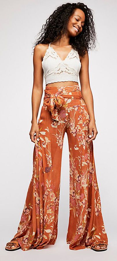 Boho pants ... Mode Hippie, Palazzo Trousers, Wide Leg Palazzo Pants, Printed Wide Leg Pants, Boho Pants, Weave Style, Loose Pants, Boho Print, Mode Inspo