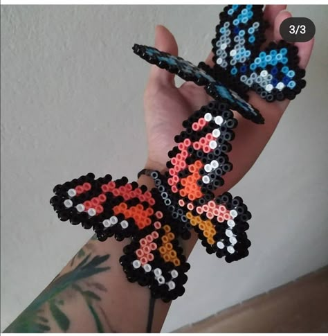 Perler Beads Decoration, Dragonfly Perler Bead Pattern, Fairy Perler Beads, Bug Perler Beads, Plant Perler Bead Patterns, Perler Beads Ideas Big, Pearler Bead Design Aesthetic, Fuse Bead Art, Perler Beads Flower