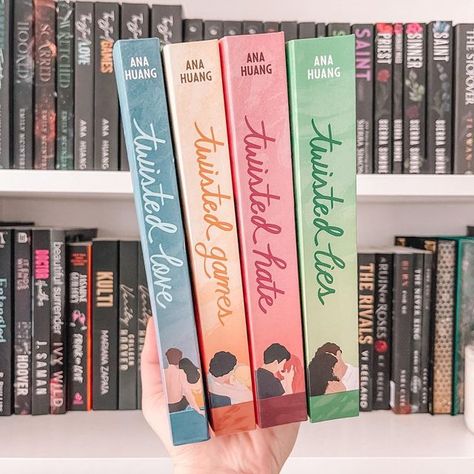 Tina Likes Books / Bookstagram on Instagram: "How beautiful are these book spines?! My @steamylit @thesteamboxco special edition of the Twisted series by @authoranahuang came in this week, and I am in love. Is this the 3rd set of books that I now own in this series? YES. Do I care if you think I am crazy? NO 😆 Swipe 👈🏼 to see the beautiful illustrated covers! ❓Are you close to meeting your 2022 @goodreads reading goal? I hit mine last night! 125/125 books. I am going to up it in 2023 to 150 Twisted Series Cover, Twisted Series Special Edition, Twisted Love Cover, Book Special Edition, Special Edition Books Covers, Twisted Love Book, The Twisted Series, Twisted Books, Special Edition Books