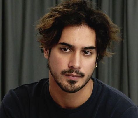 Avan Jogia Short Hair, Evan Jogia, John Miller, Middle Part Hairstyles, Avan Jogia, Fotos Ideas, Man Movies, Feminine Art, Action Film