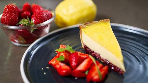 Vanilla bean flan with a duo of strawberry Parisian Flan, Baking Beads, Sbs Food, Pastry Crust, Tart Shells, French Dessert, Strawberry Salad, French Desserts, Vanilla Custard