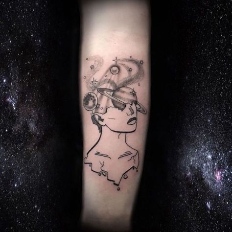 Hand Inspiration, Outer Space Tattoos, Skull Hand Tattoo, Hippie Tattoo, Universe Tattoo, Planet Tattoos, Galaxy Tattoo, Alien Tattoo, Tattoo Hand