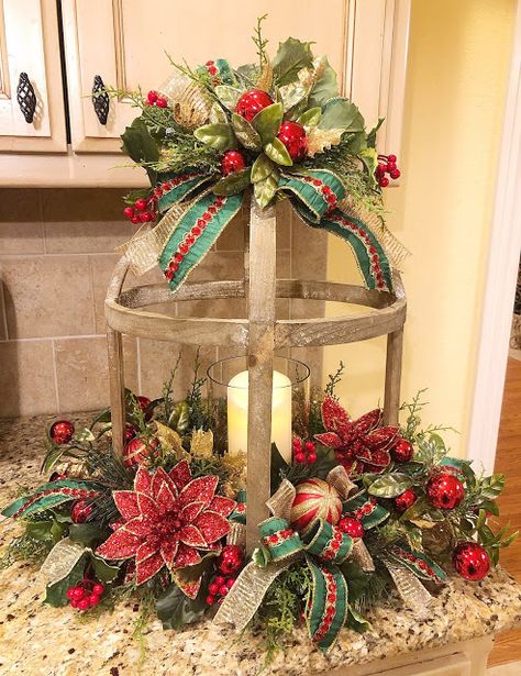 Kristen's Creations: Custom Christmas Lantern Centerpiece Christmas Lantern Centerpieces, Diy Christmas Lantern, Lantern Christmas Decor, Xmas Centerpieces, Lantern Centerpiece, Lantern Christmas, Christmas Lantern, Lantern Centerpieces, Christmas Flower Arrangements