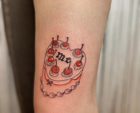 Harlow Tattoo, Tattoo Allergy, Cake Tattoo, Bday Tattoo, Tattoo Cake, Possible Tattoo, Date Tattoos, Tiny Tats, Tattoo Concepts