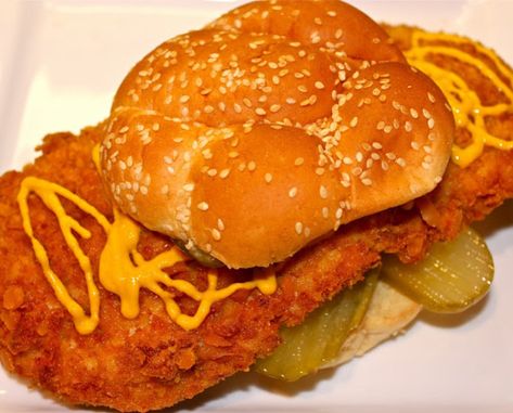 Iowa Breaded Pork Tenderloin Sandwich Pork Fritters, Breaded Pork Tenderloin Sandwich, Tenderloin Recipes Oven, Iowa Recipes, Breaded Pork Tenderloin, Asian Pork Tenderloin, Grilled Pork Tenderloin Recipes, Tenderloin Sandwich, Fried Pork Tenderloin