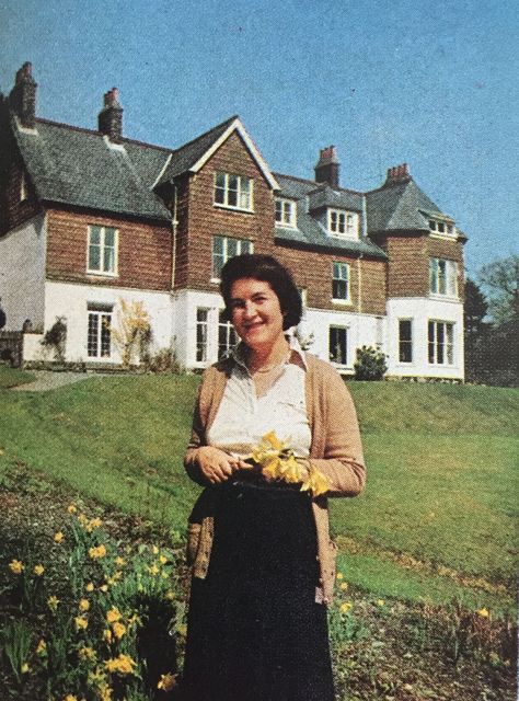 Take a Peek Inside Laura Ashley's 1976 Print-Crazy Home  - CountryLiving.com Laura Ashley Interiors, English Country Decor Bedroom, Laura Ashley 1980s, Laura Ashley Vintage Dress, Laura Ashley Fashion, Romantic Pattern, Crazy Home, Laura Ashley Home, English Country Decor