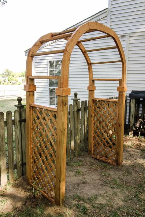 Build a Garden Arbor Arch for your fence or yard! #yard #backyard #building #garden #arch #arbor Gabled Pergola, Arched Arbor, Arbor Arch, Rustic Arbor, Metal Arbor, Wooden Arbor, Garden Arbor, Professional Landscaping, Garden Entrance