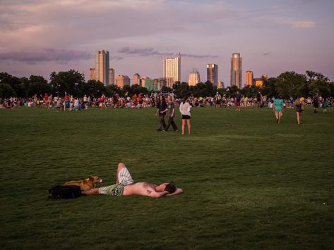 42 Reasons Living In Austin Ruins You For Life Romanticize College, If Not Later When, Zilker Park Austin, Austin Stone, Keep Austin Weird, Summer Road Trips, Texas Baby, Zilker Park, Alright Alright Alright