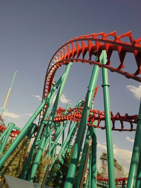 Mind eraser elitch gardens Denver Colorado! Second favorite coaster :) Not for the squeamish. But god, I love the speed and the G's !!!!! Elitches Denver Colorado, Elitch Gardens Denver, Elitch Gardens, Six Flags America, Roller Coasters, But God, Dr Pepper, Water Slides, Denver Colorado