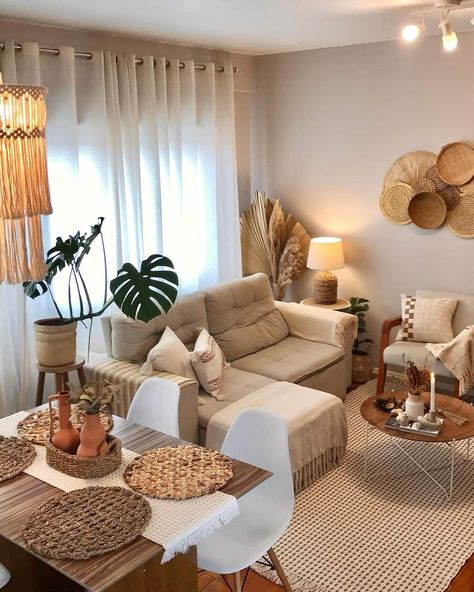 Cozy Boho Living Room, Casa Vintage, Small Living Room Decor, Bohemian Living Room, Apartment Decor Inspiration, Styl Boho, Boho Interior, Boho Living Room, Small Living Rooms