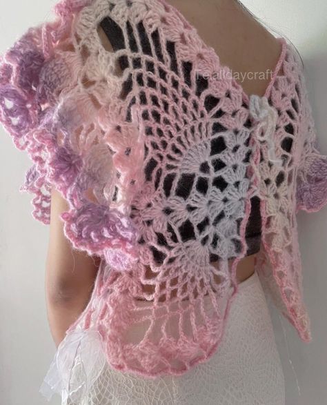 Butterfly Crochet Top, Borderline Design, Butterfly Shawl, Crochet Butterfly Free Pattern, Crochet Butterfly Pattern, شال كروشيه, Crochet Fairy, Crochet Patterns Free Beginner, Crochet Vest Pattern