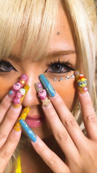 Gyaru Hair, Gyaru Aesthetic, Agejo Gyaru, Gyaru Makeup, Punk Makeup, Gyaru Fashion, Simple Nail Art Designs, J Fashion, Easy Nail Art