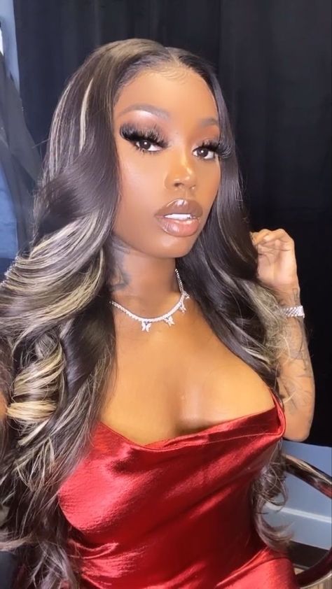 Asian Doll Makeup, Cuban Doll, King Von, Rapper Outfits, Face Beat, Protective Hairstyles Braids, Bad Vibes, Doll Makeup, Cute Makeup Looks