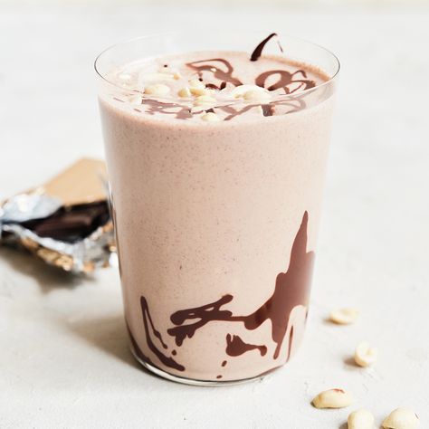 Snickers Smoothie, Hellofresh Vegetarian, Nature Recipes, Melt Method, 5 2 Diet, Nature Lifestyle, Small Microwave, Smoothie Prep, Healthy Lifestyle Changes