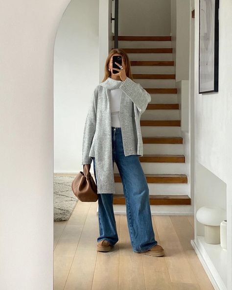 x10 September outfit roundup | Instagram Orlaith Melia, Fall Minimalist Outfit, September Outfits, Birkenstock Outfit, Phineas Y Ferb, Look Adidas, Estilo Indie, Skandinavian Fashion, Cold Outfits