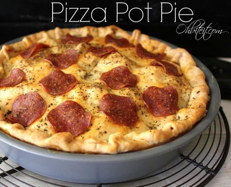 Pie Crust Pizza, Pizza Pot Pie, Main Dish Casseroles, Pot Pies Recipes, Pot Pies, Crust Pizza, Pizza Pie, Jolly Rancher, Chicken Pot Pie