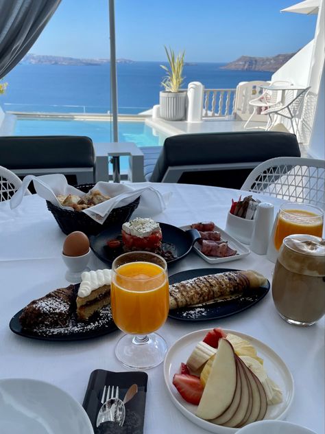 An extensive breakfast for 2 delivered straight to our door! My mom and I enjoyed greek yogurt with honey, fruit platters, coffee frappes, juices, crepes, traditional Greek desserts, and more! So delicious 😍 Greece Breakfast, Yogurt With Honey, Breakfast For 2, Greek Breakfast, Fruit Platters, Lounge Club, Greek Desserts, Vegan Restaurants, Fruit Platter