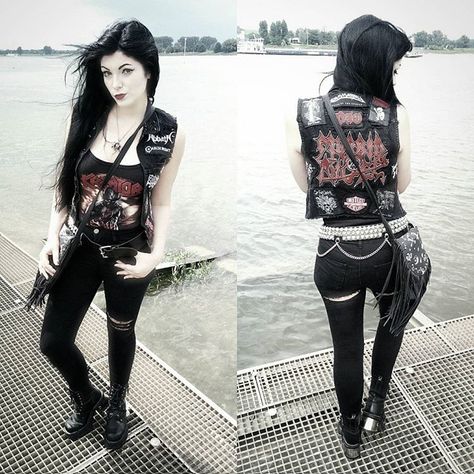 Metal Concert Outfit, Metal Girl Style, Metal Vest, Metal Outfit, Metal Concert, Black Metal Girl, Metal Chicks, Heavy Metal Girl, Heavy Metal Fashion