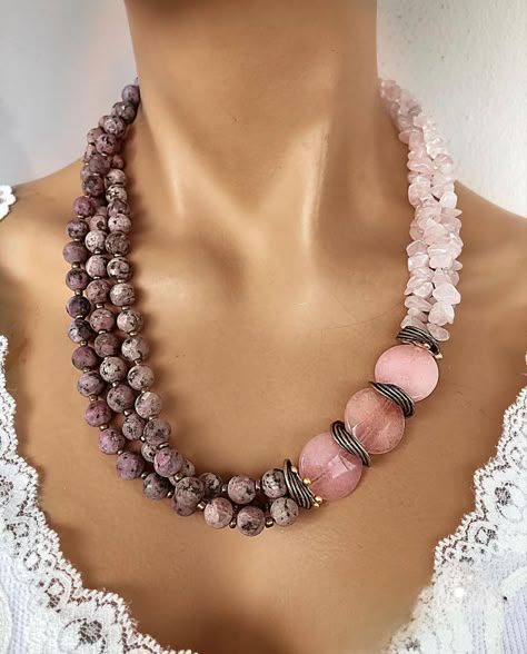 Chip Bead Jewelry, Statement Jewelry Necklace, Boho Jewelry Diy, 2024 Jewelry, Beaded Jewelry Necklaces, Dragonfly Jewelry, Rose Quartz Necklace, Handmade Jewelry Tutorials, Handmade Fashion Jewelry