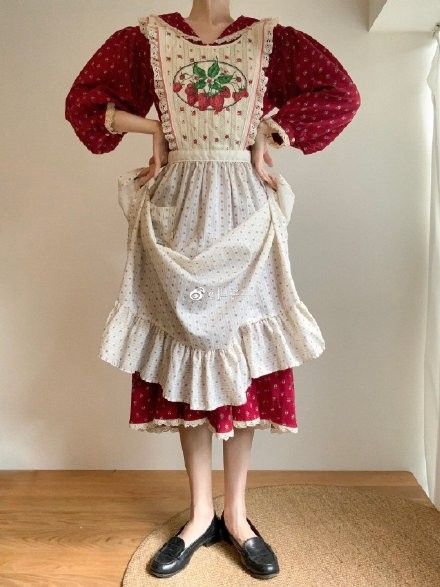 Cottagecore Strawberry Dress, Cotton Cottagecore Victorian Dress For Spring, Spring Victorian Cottagecore Dress With Lace Trim, Fall Cottagecore Dress With Doll Collar, Cottagecore Victorian Cotton Dress With Ruffles, Strawberry Outfit, Prairie Dresses, Apple White, 1970s Dresses