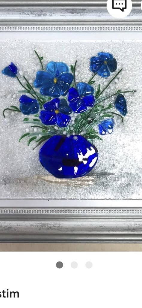 Fused Glass Flowers Ideas, Broken Glass Artwork, Glass Frit Painting, Shattered Glass Art, Glass Snowflakes, Candle Screen, Frit Painting, Crushed Glass Art, Broken Glass Crafts