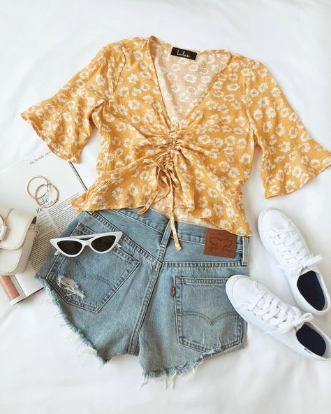 🌼 #lovelulus 🌼 (link in bio) Mustard Top, Tumblr Outfits, Drawstring Top, Mellow Yellow, Cute Summer Outfits, Short En Jean, Ladies Dress Design, College Outfits, Women's Summer Fashion