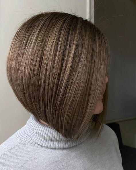 Sleek Elegant Long Stacked Bob Natural Ash Brown Hair, Medium Stacked Haircuts, Bob Haircut Back View, Short Stacked Haircuts, Tan Skin Blonde Hair, Inverted Bob Haircuts, Angled Bob Haircuts, Stacked Haircuts, Stacked Bobs