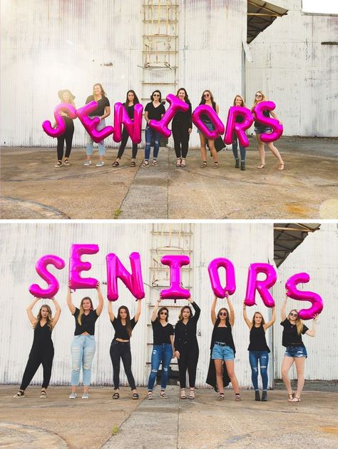 Grad Class Group Photo Ideas, School Senior Pictures Yearbook, Senior Team Pictures, Senior Cheer Ideas, Senior Fun Ideas, School Class Photo Ideas Group, Senior Ideas Activities, Senior Group Picture Ideas, Senior Ideas High School