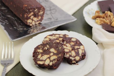 Mosaiko (Greek Chocolate Refrigerator Cake) – Mostly Greek Refrigerator Cake, Chocolate Biscuits, Chocolate Roll, Greek Desserts, Tea Biscuits, Vanilla Wafers, Semi Sweet Chocolate Chips, Food Cakes, Semisweet Chocolate