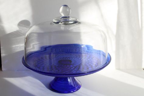 Cobalt Kitchen, Blue Cake Stand, Patterned Cake, Laurel Leaf, Blue Cakes, Laurel Leaves, Cake Stands, Vintage Dishes, Blue Decor