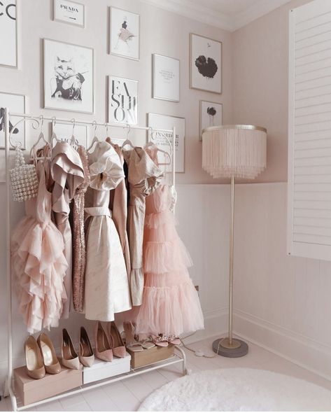 Freddy My Love Bedroom, Freddy My Love Room, Freddy Cousin Brown, Bridal Suite Decor, Walk In Closet Inspiration, Freddy My Love, Brides Room, Dressing Room Decor, Dream Closet Design