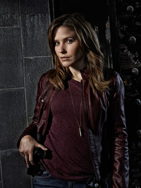 Sophia Bush Breaks Down Decision to Leave 'Chicago P.D.,' Threatened to Sue NBC Sophia Bush Chicago Pd, Sophie Bush, Chicago Pd Cast, Erin Lindsay, Maroon Leather Jacket, Chicago Justice, Maroon Jacket, Chicago Police, Chicago Shows